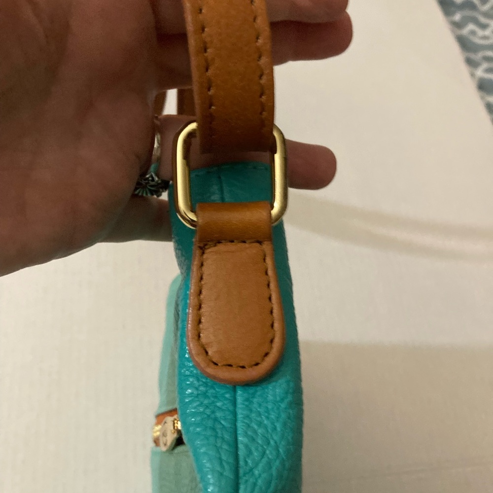 Valentina Adjustable Pebble Leather Shoulder/Crossbody Bag - Picture 5 of 16